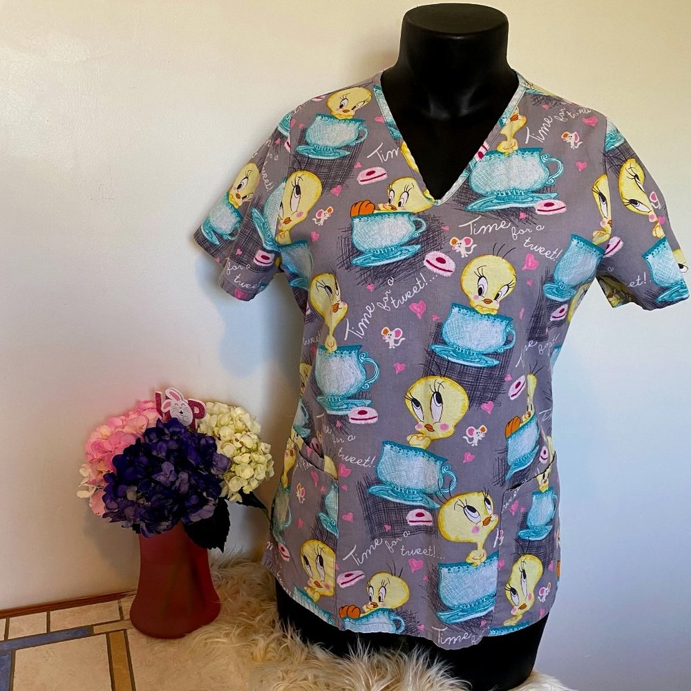 Looney Tunes Tweety Bird Scrub